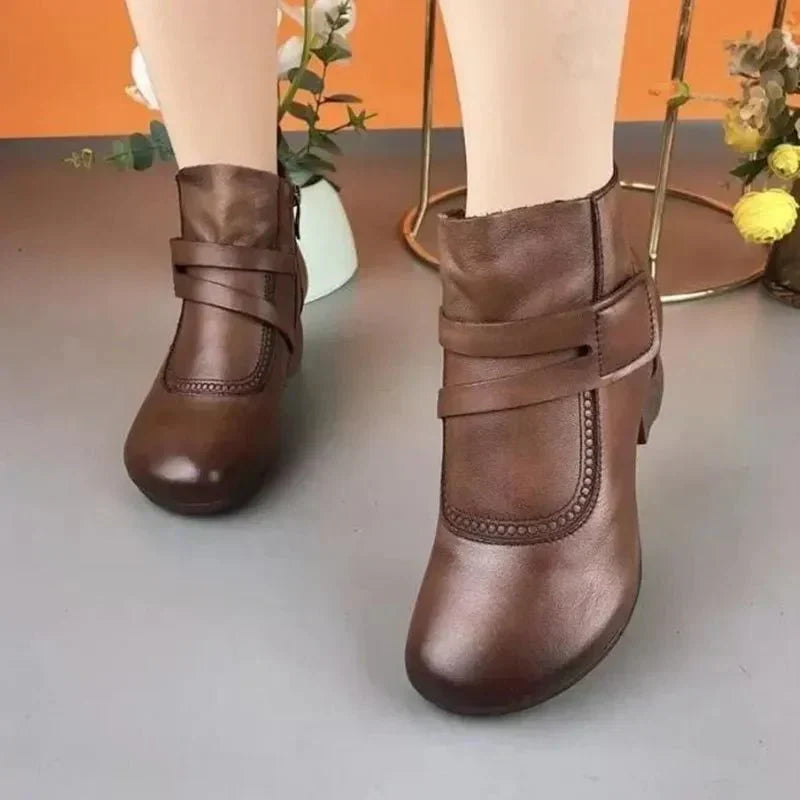 Bota Feminina Comfort Line